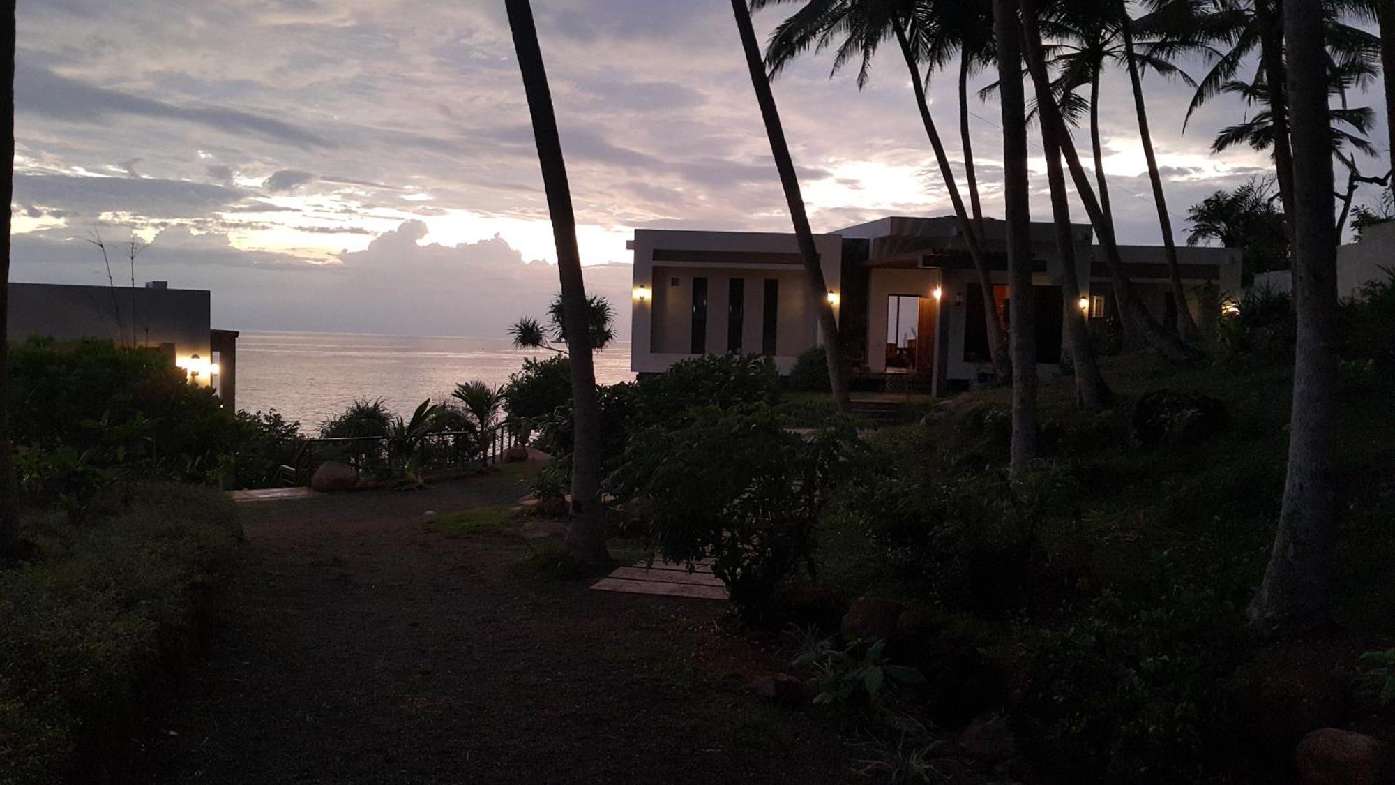 Rumassala Villas Unawatuna Quarto foto